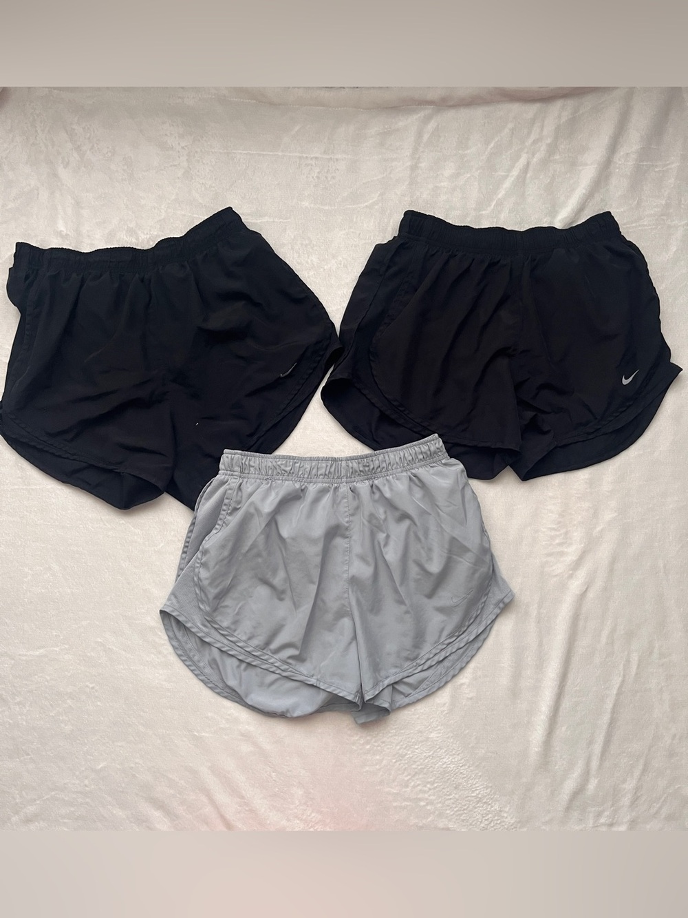 Nike Shorts - SET OF 3 MEDIUM